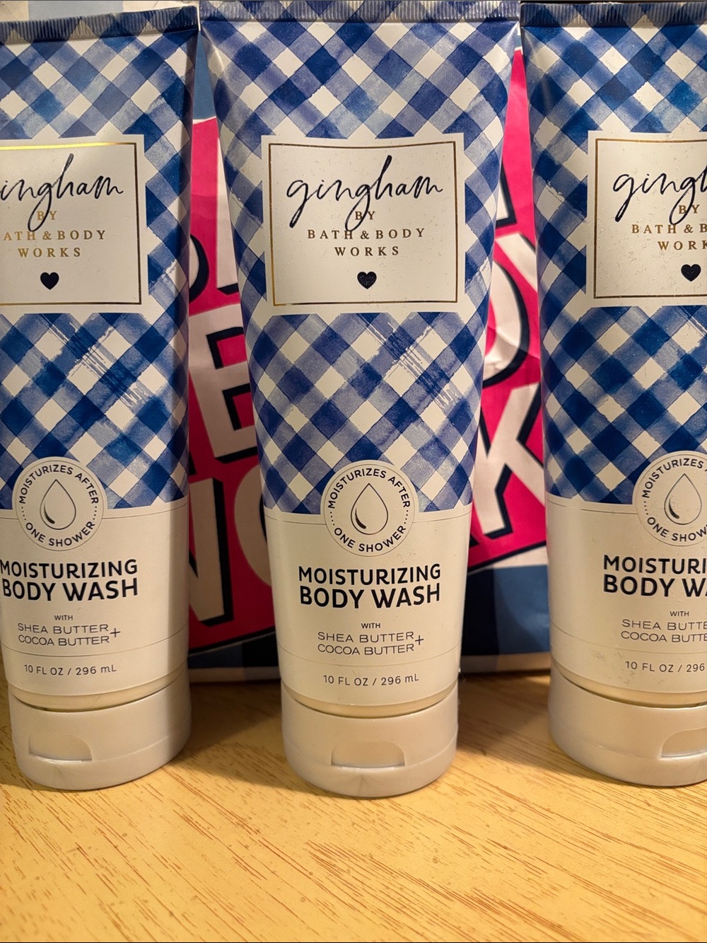 3 New Bath & Body Works Gingham Moisturizing Body Wash - Blue & White